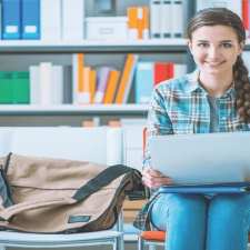 college student with laptop