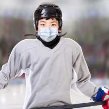 hockey kid in mask