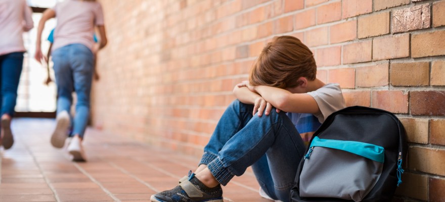 5 Signs of Bullying Parents Should Know